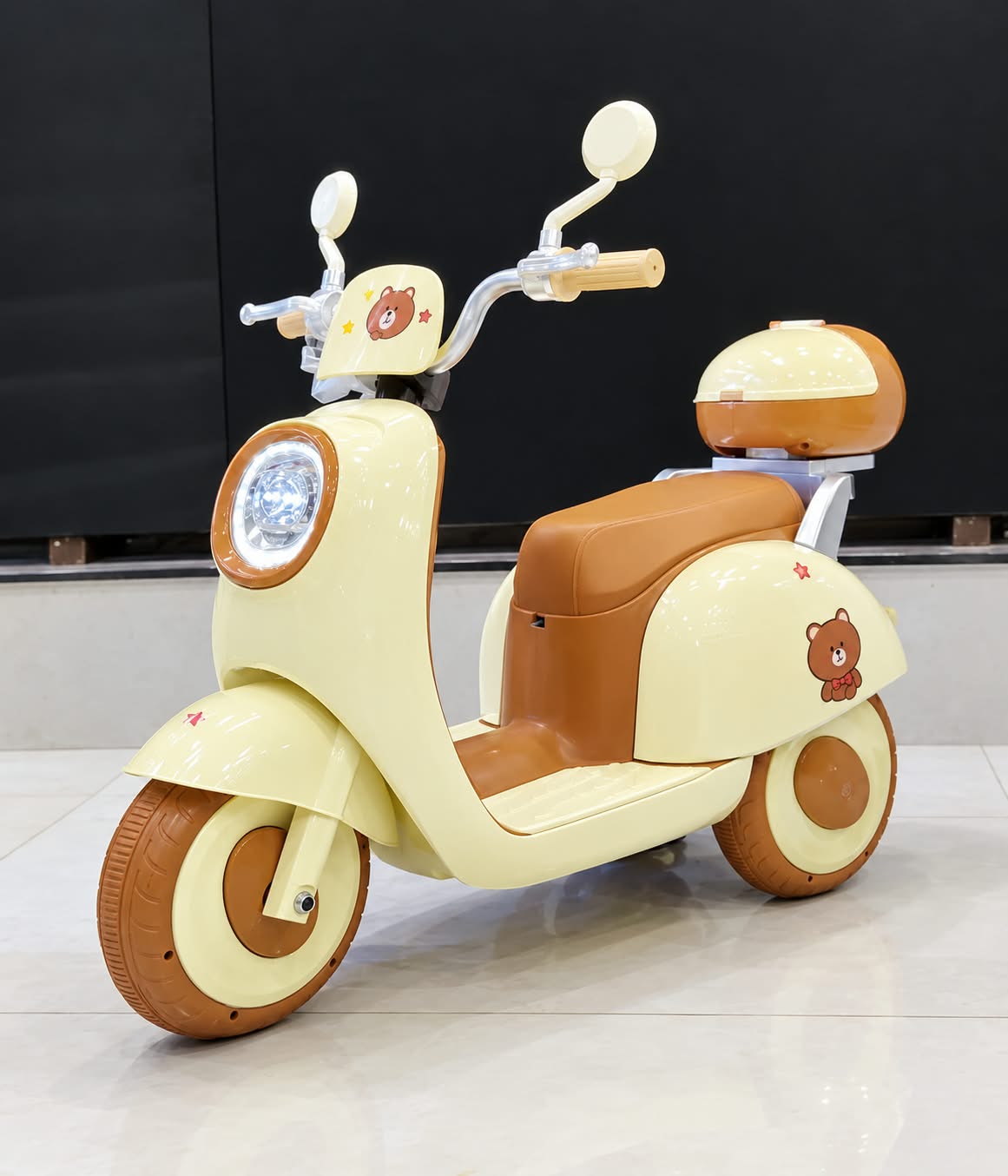 Shantoys.pkImported Bear Theme Kids Vespa – Stylish Ride-On Scooter | Shan Toys